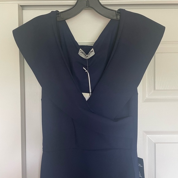 BRAND NEW WITH TAGS Chiara Boni La Petite Robe Navy Blue Trumpet Gown. - Picture 5 of 11